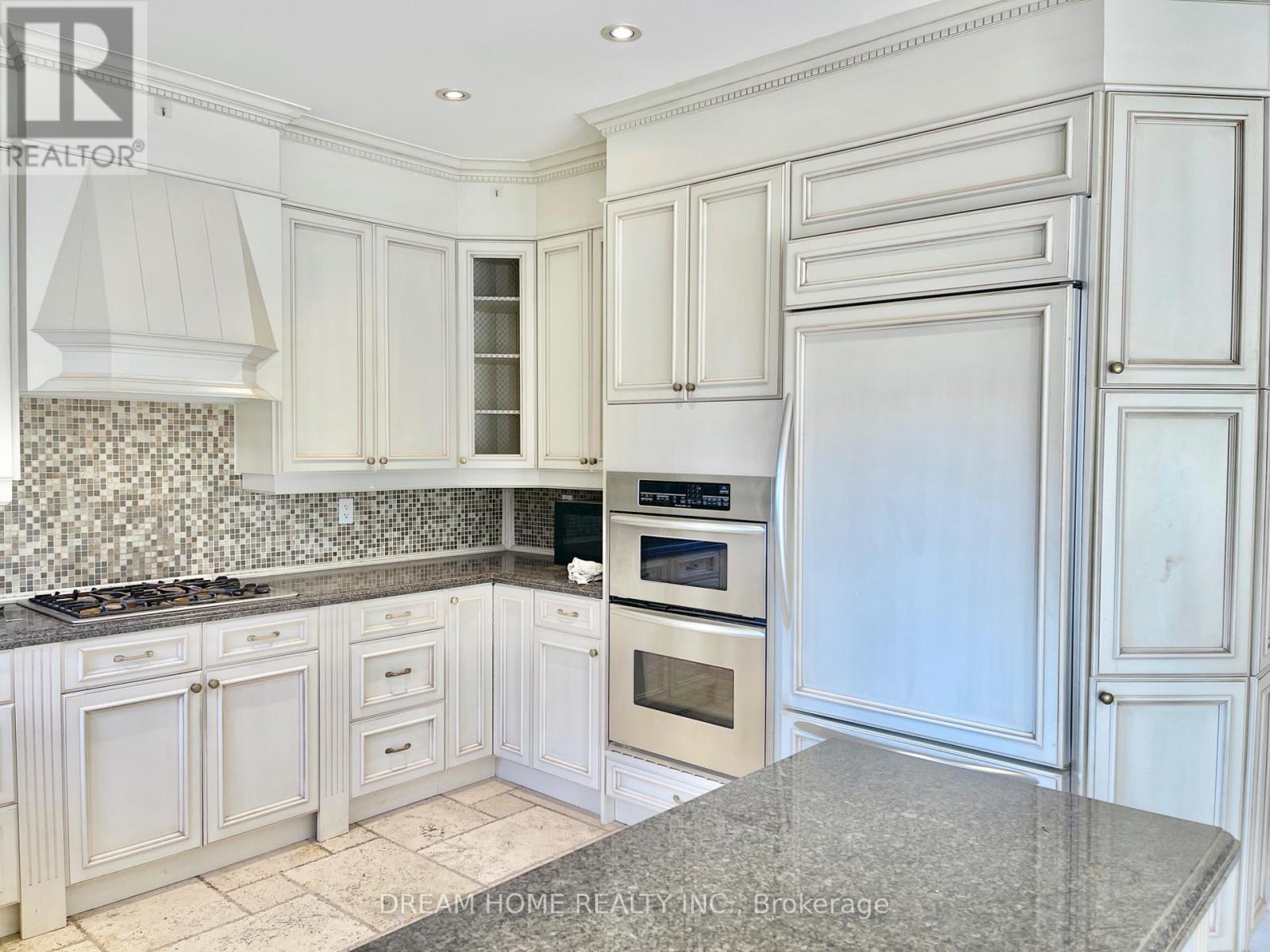 25a Oak Avenue, Richmond Hill, Ontario  L4C 6R5 - Photo 7 - N12564370