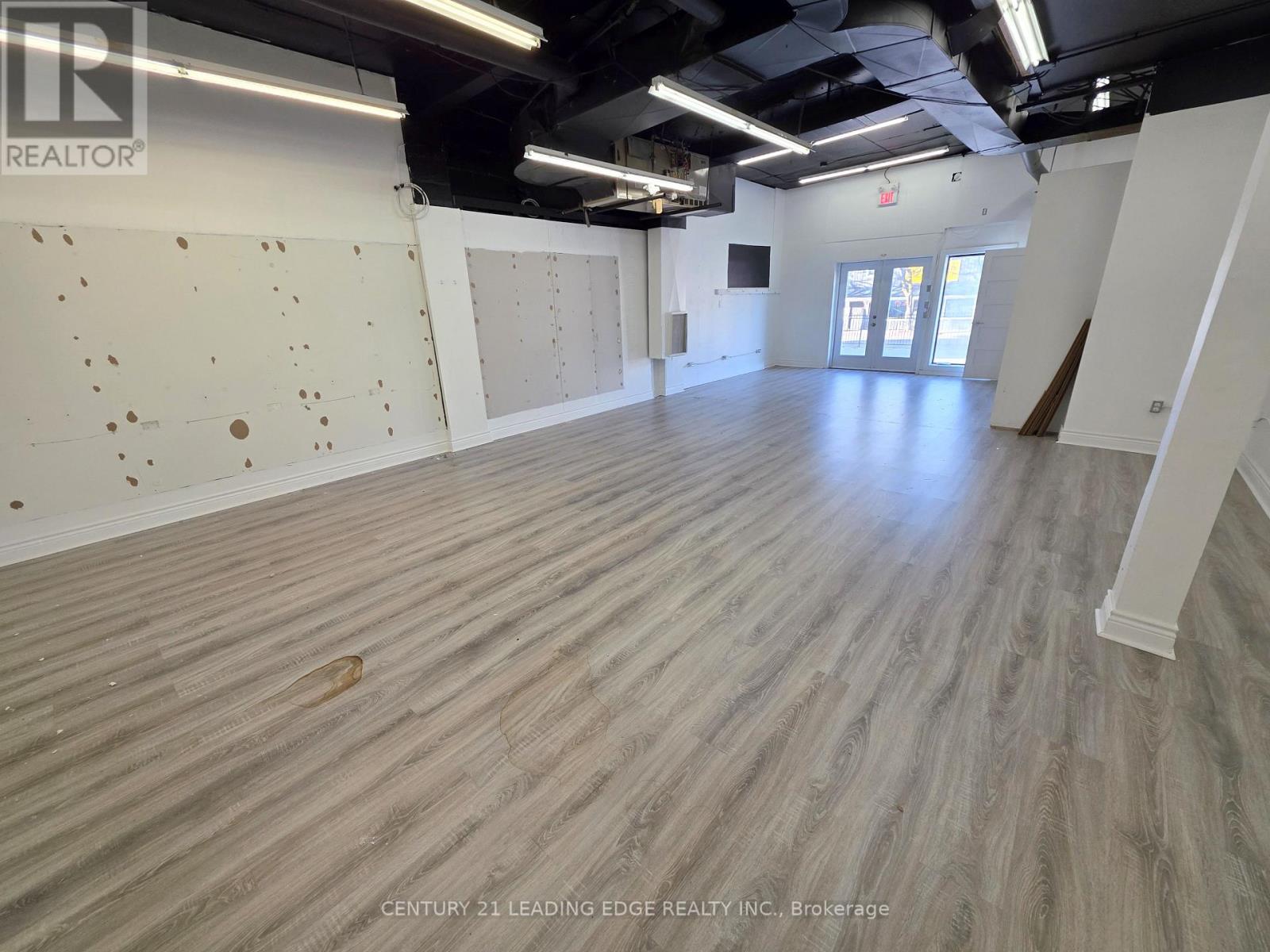 21100 Dalton Road, Georgina, Ontario  L0E 1L0 - Photo 12 - N12564376