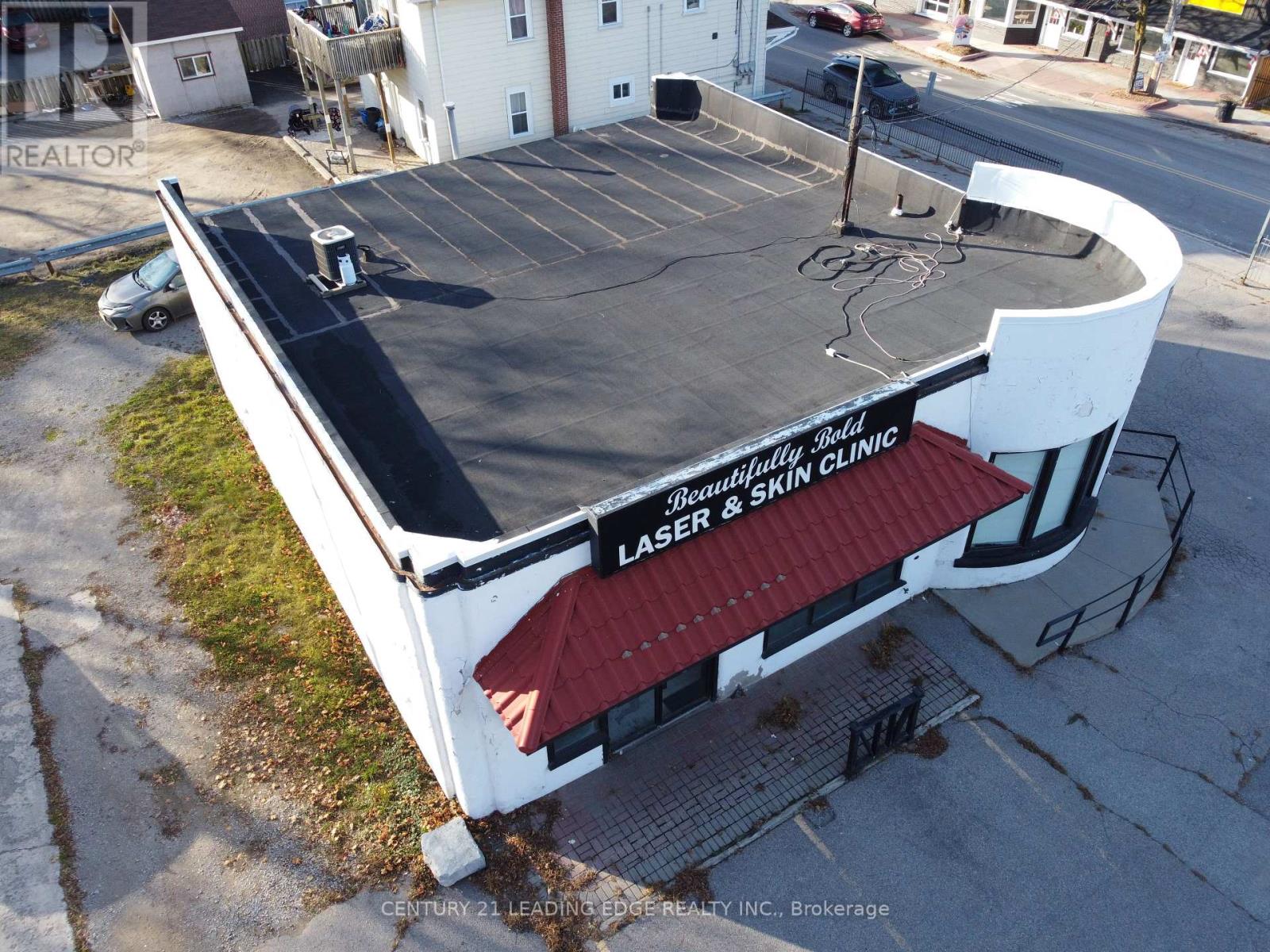 21100 Dalton Road, Georgina, Ontario  L0E 1L0 - Photo 5 - N12564376