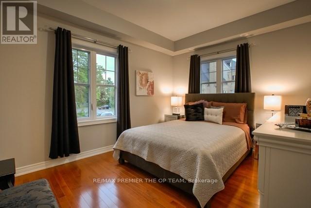 1 - 10 Church Street W, Richmond Hill, Ontario  L4C 3E7 - Photo 4 - N12564492