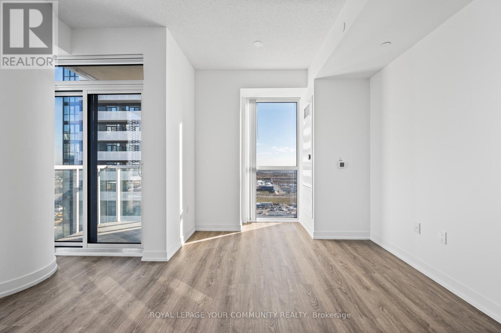 2009 - 8 Interchange Way, Vaughan, Ontario  L4K 0R2 - Photo 12 - N12564524