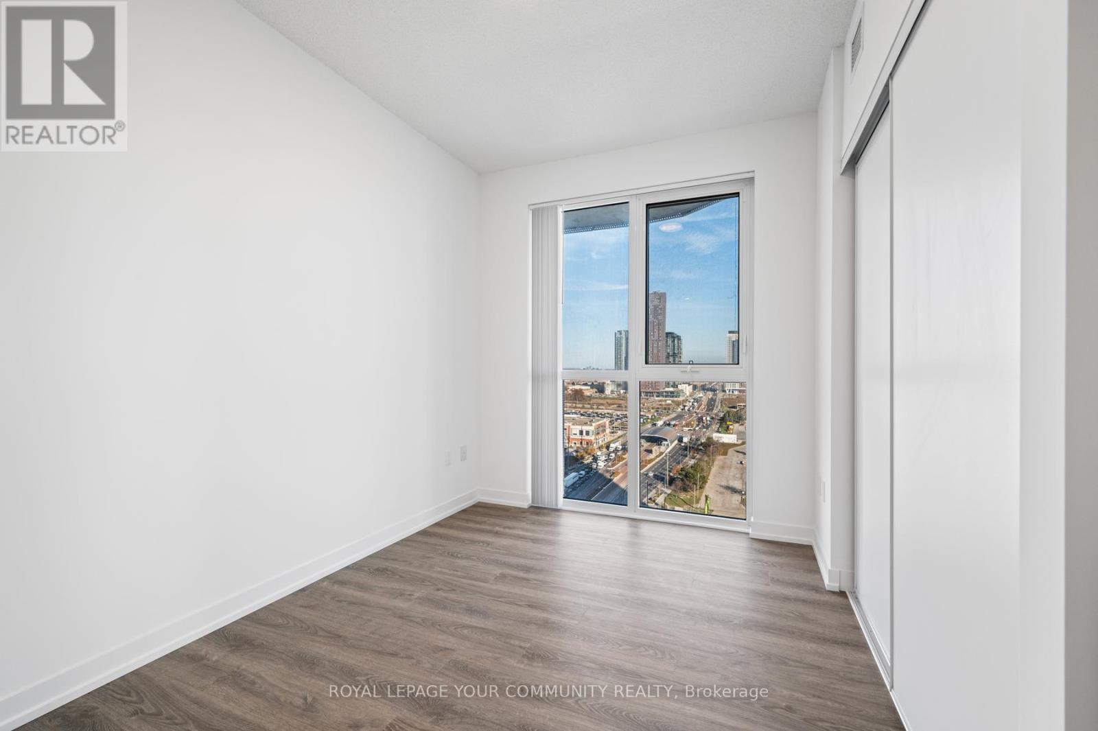 2009 - 8 Interchange Way, Vaughan, Ontario  L4K 0R2 - Photo 15 - N12564524