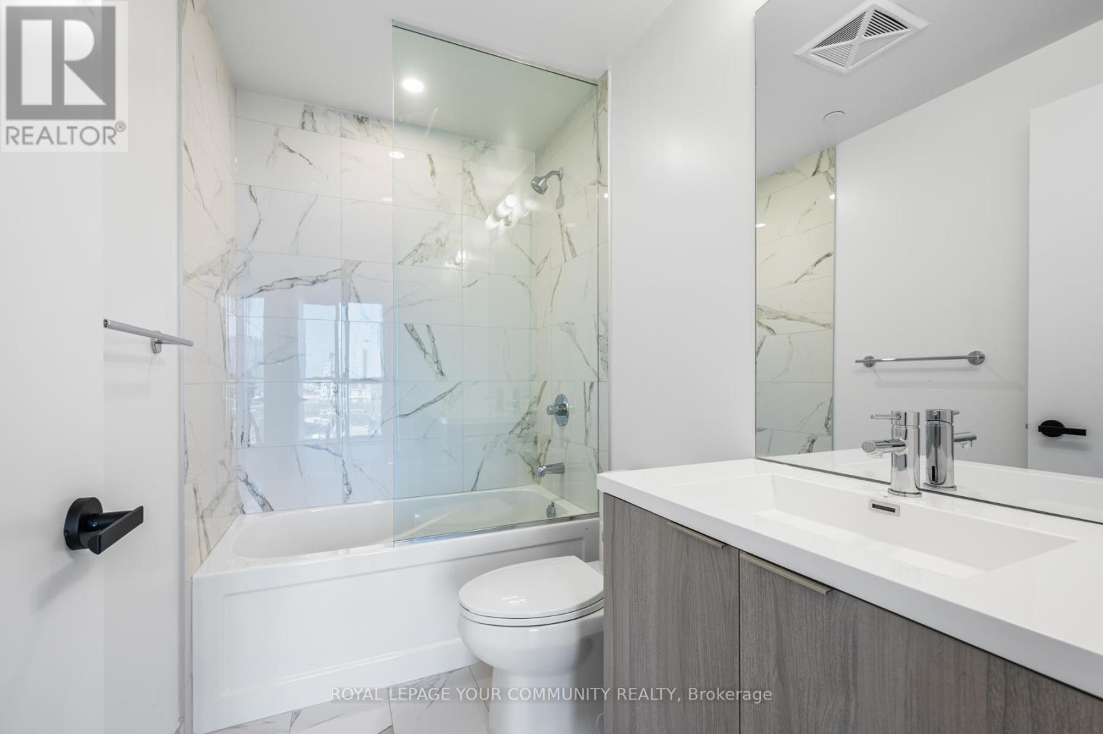 2009 - 8 Interchange Way, Vaughan, Ontario  L4K 0R2 - Photo 16 - N12564524