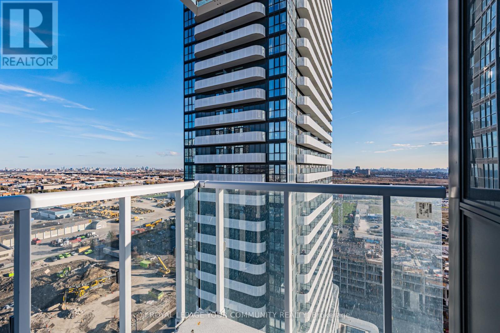 2009 - 8 Interchange Way, Vaughan, Ontario  L4K 0R2 - Photo 22 - N12564524