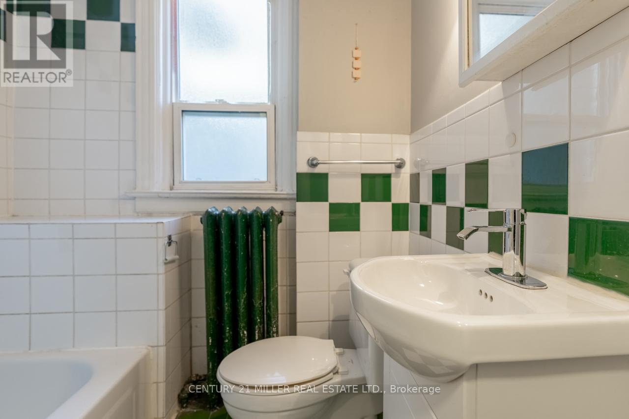 2 - 270 Main Street W, Hamilton, Ontario  L8P 1J6 - Photo 6 - X12528816