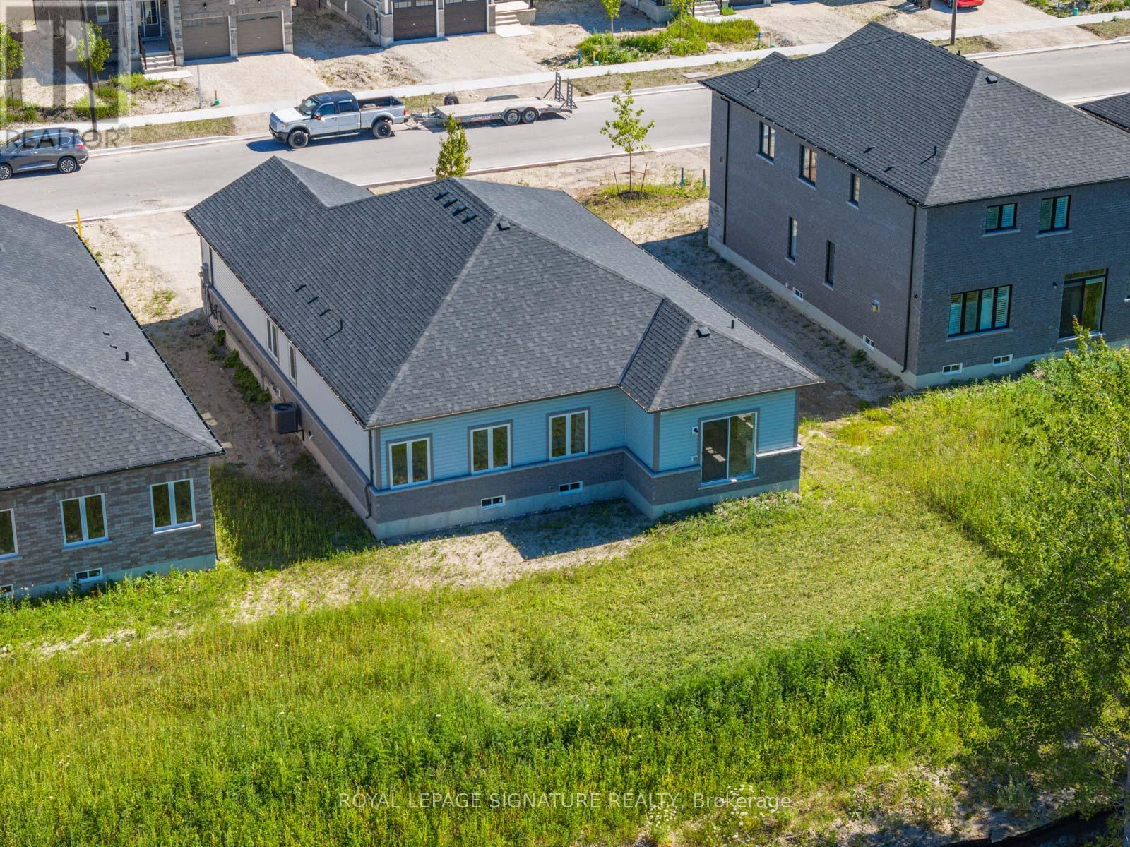 8 Misty Ridge Road, Wasaga Beach, Ontario  L9Z 0R8 - Photo 45 - S12564438