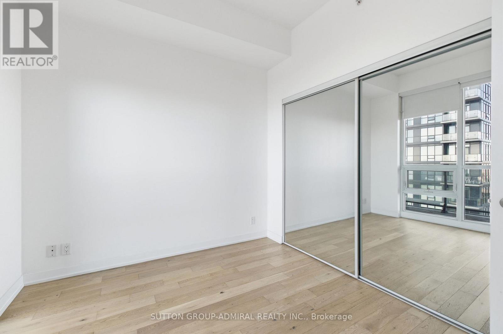 3010 - 2212 Lake Shore Boulevard W, Toronto, Ontario  M8V 0C2 - Photo 11 - W12564368