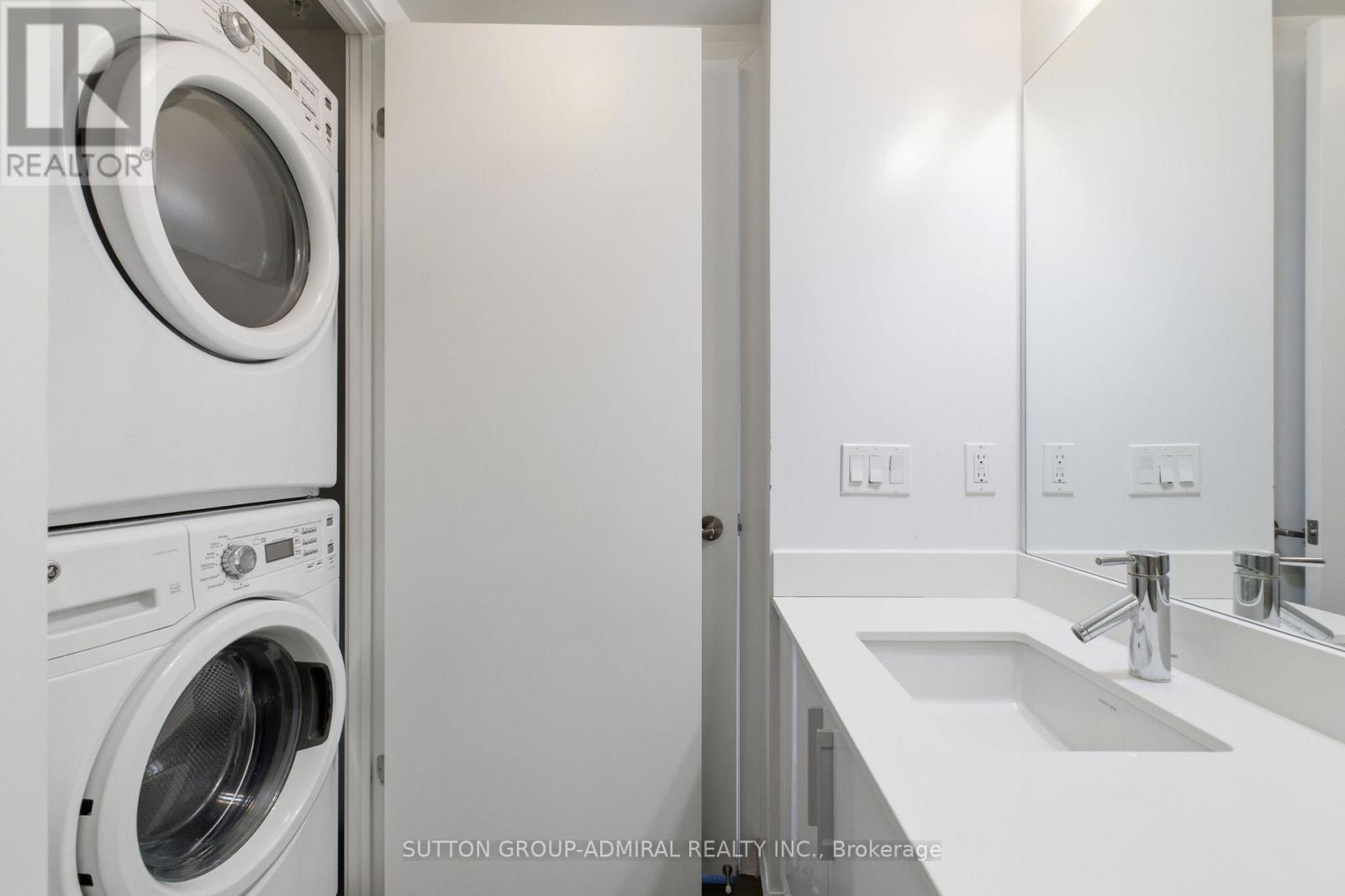 3010 - 2212 Lake Shore Boulevard W, Toronto, Ontario  M8V 0C2 - Photo 16 - W12564368