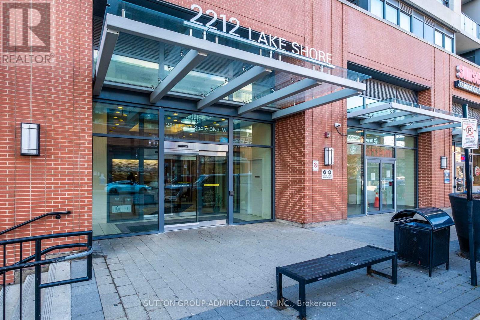 3010 - 2212 Lake Shore Boulevard W, Toronto, Ontario  M8V 0C2 - Photo 18 - W12564368