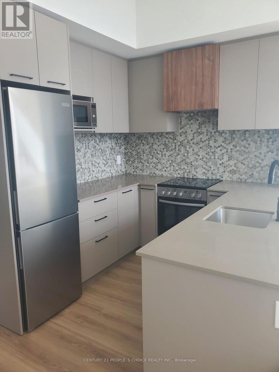 10 Lagerfeld Drive, Brampton, Ontario  L7A 5L3 - Photo 6 - W12564400