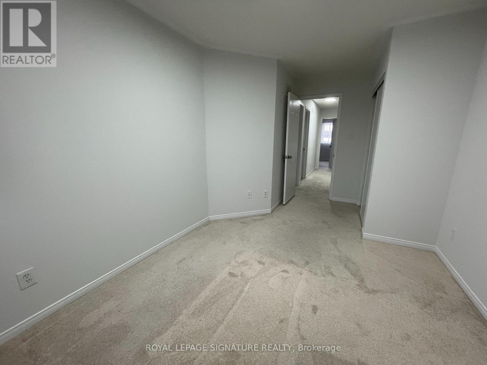 28 - 689 Four Winds Way, Mississauga, Ontario  L5R 4C5 - Photo 10 - W12564402