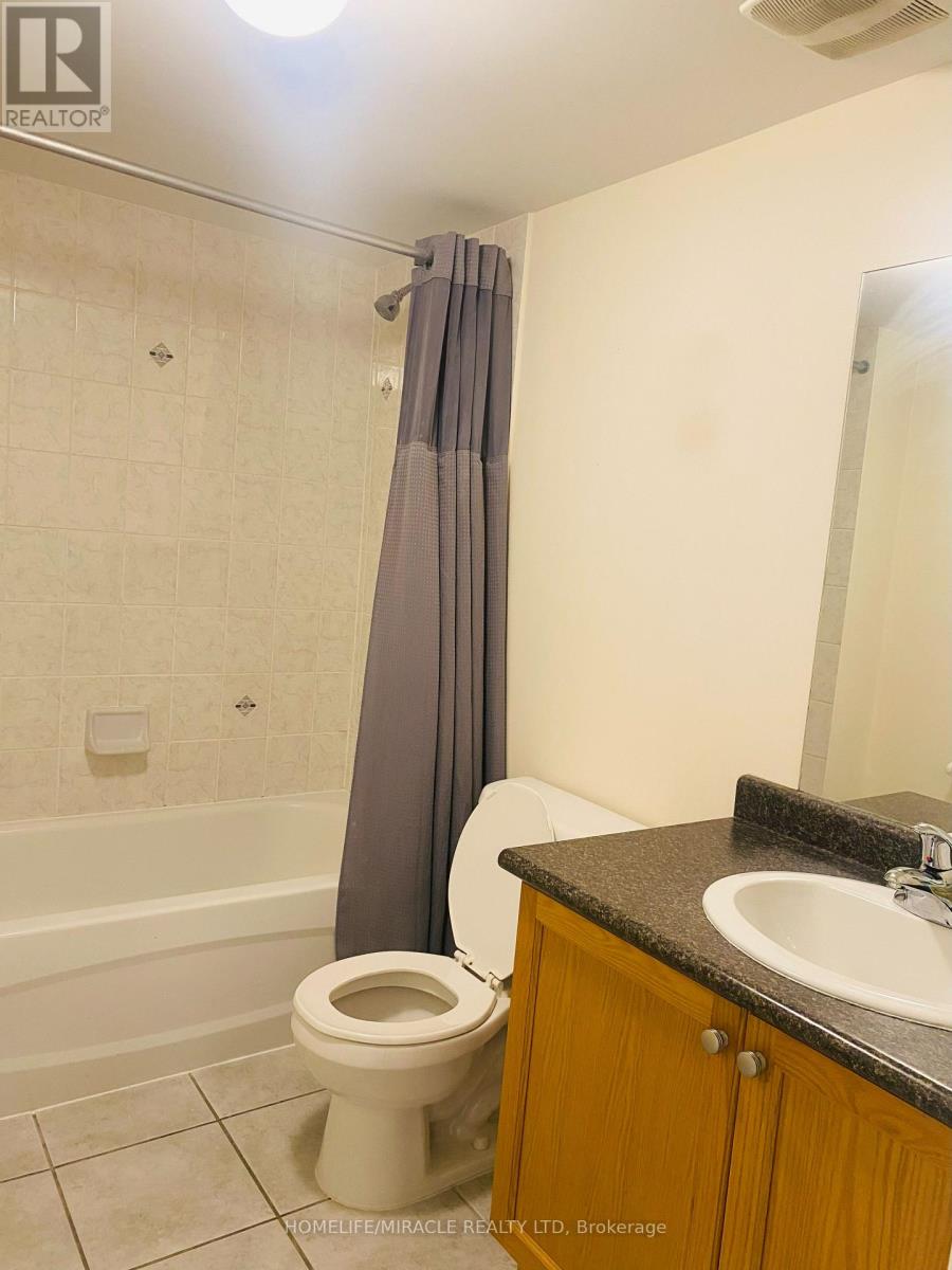 Bsmt - 13 Lillian Crescent, Brampton, Ontario  L6R 3P9 - Photo 13 - W12564412