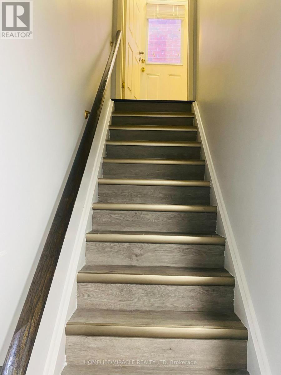 Bsmt - 13 Lillian Crescent, Brampton, Ontario  L6R 3P9 - Photo 4 - W12564412