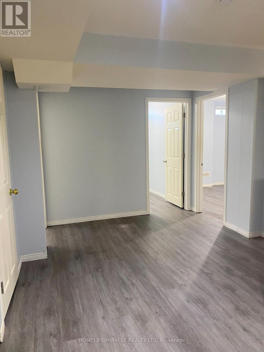 Bsmt - 13 Lillian Crescent, Brampton, Ontario  L6R 3P9 - Photo 9 - W12564412