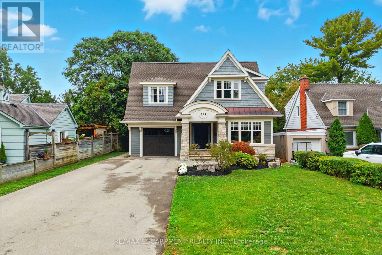 391 PATRICIA DRIVE, Burlington, Ontario