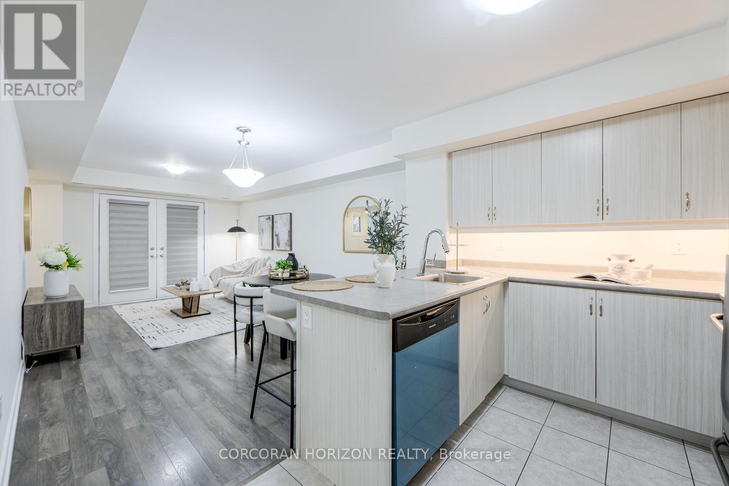 70 - 2315 Sheppard Avenue W, Toronto, Ontario  M9M 3A4 - Photo 11 - W12564420