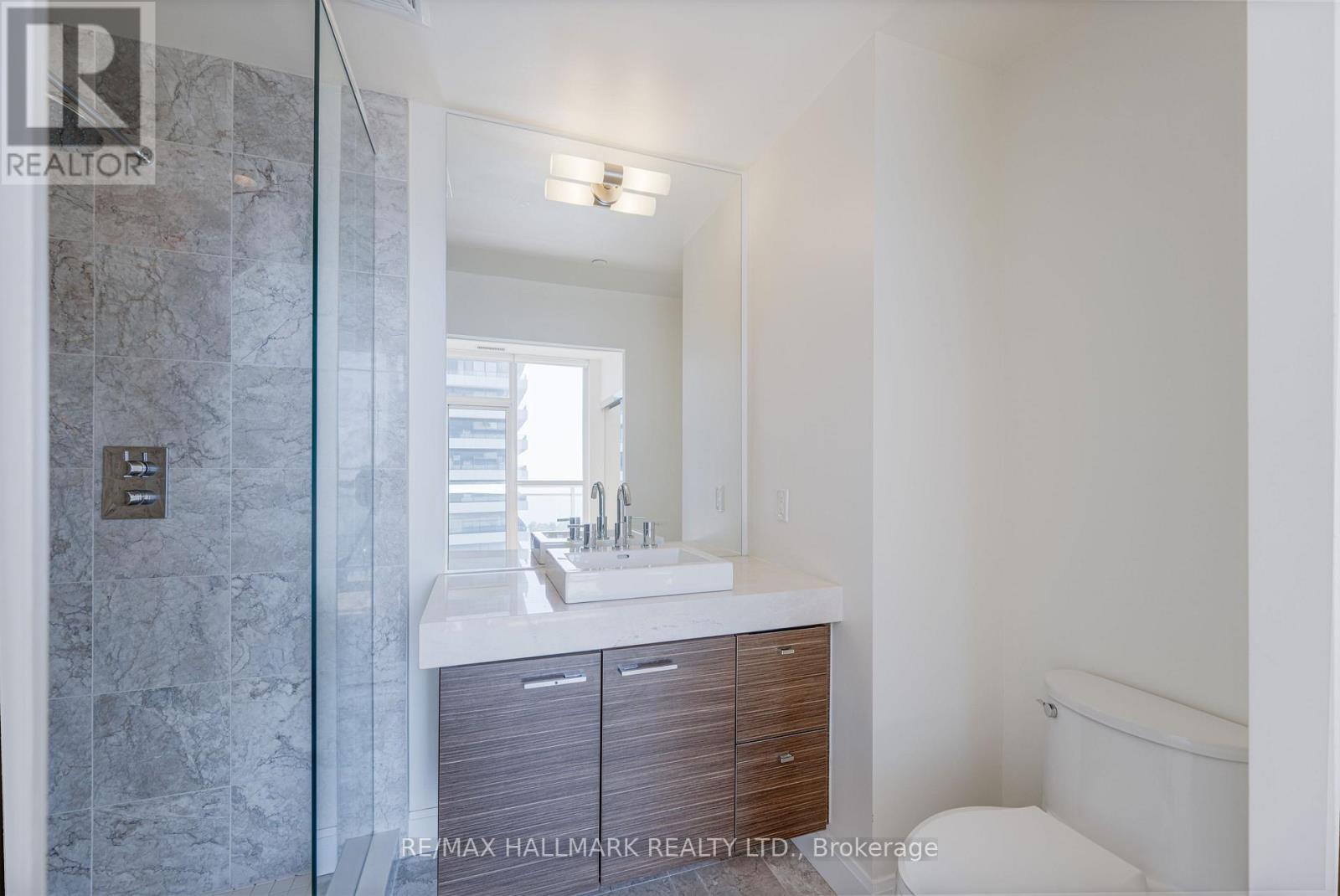 3701 - 33 Shore Breeze Drive, Toronto, Ontario  M8V 0G1 - Photo 11 - W12564436