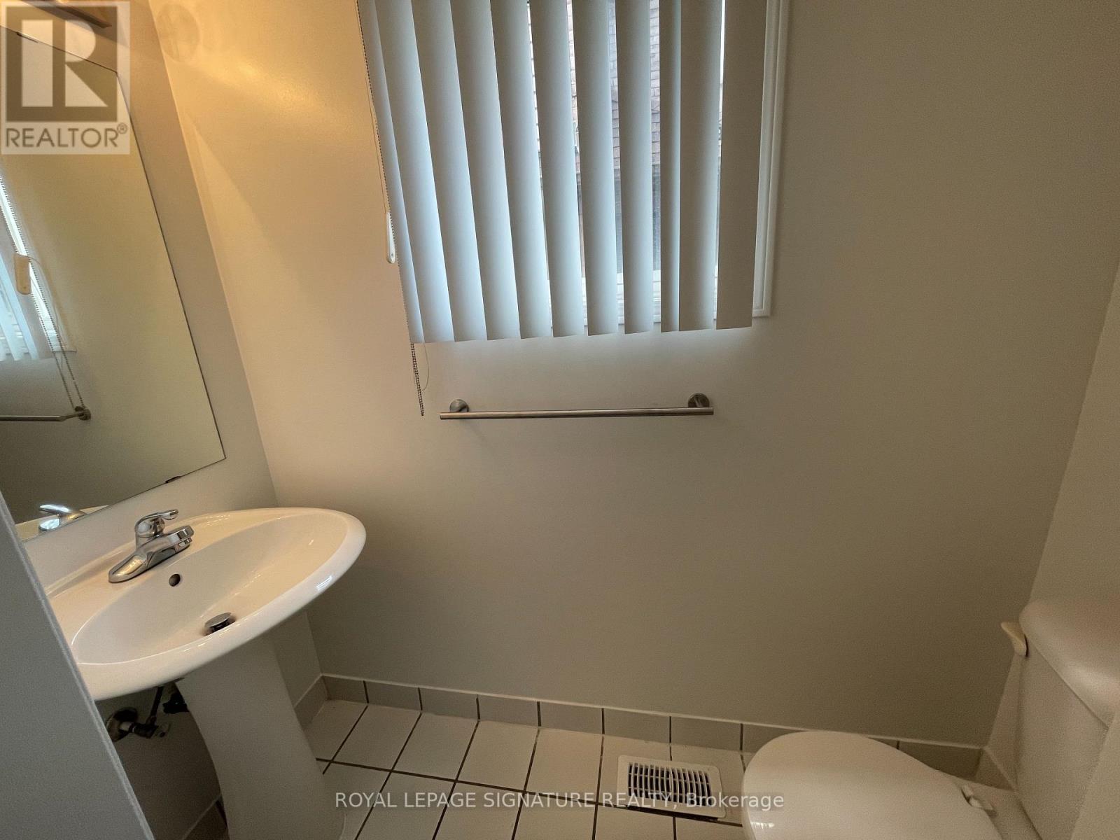 4 - 9 Fairglen Avenue, Brampton, Ontario  L6X 5E8 - Photo 13 - W12564446