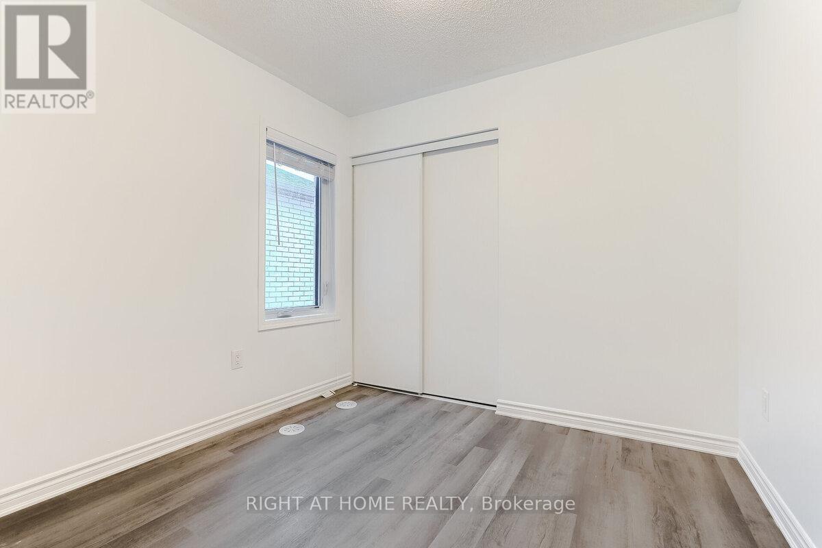 578 Bellflower Court, Milton, Ontario  L9E 1W4 - Photo 29 - W12564490