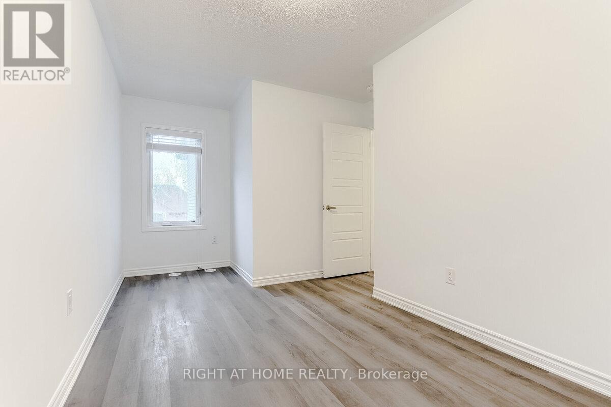 578 Bellflower Court, Milton, Ontario  L9E 1W4 - Photo 31 - W12564490