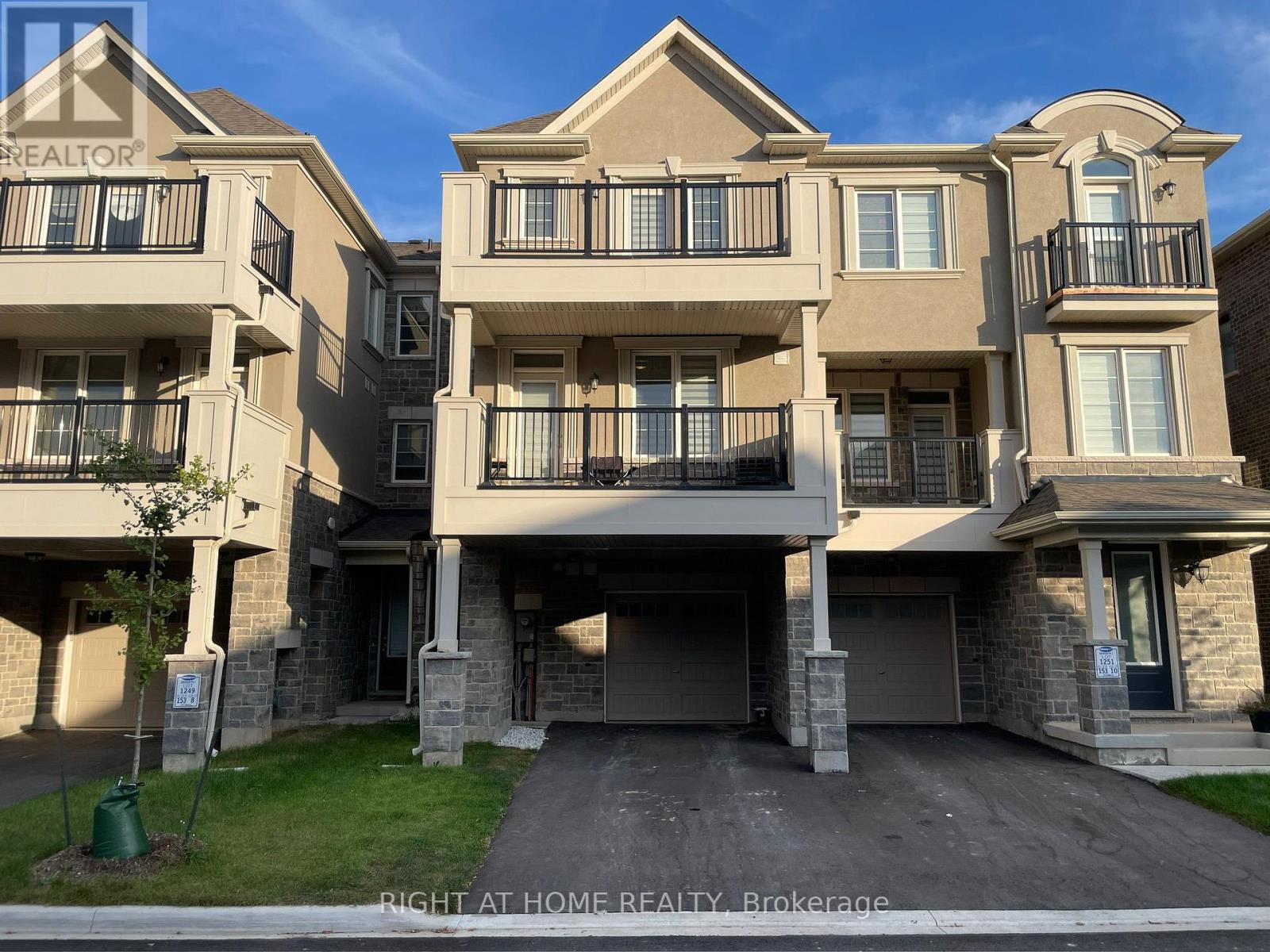 1575 MOIRA CRESCENT, Milton, Ontario