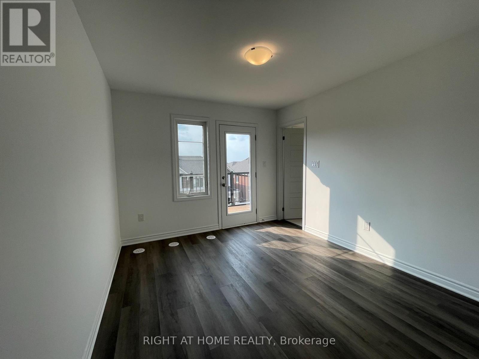 1575 Moira Crescent, Milton, Ontario  L9E 1Y1 - Photo 19 - W12564506