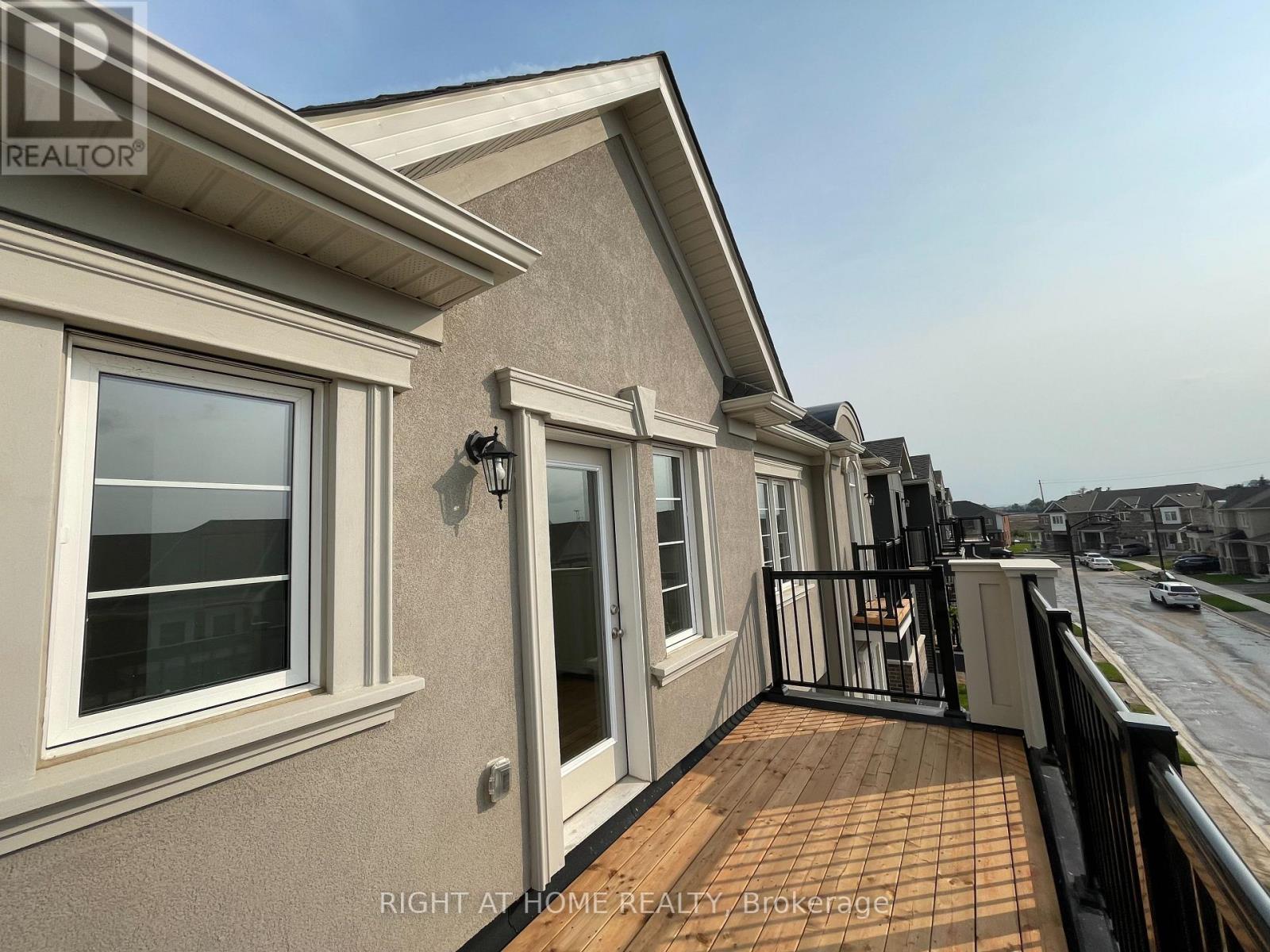 1575 Moira Crescent, Milton, Ontario  L9E 1Y1 - Photo 21 - W12564506