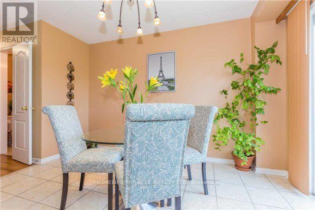 30 Lonestar Crescent, Brampton, Ontario  L7A 2H9 - Photo 6 - W12564516