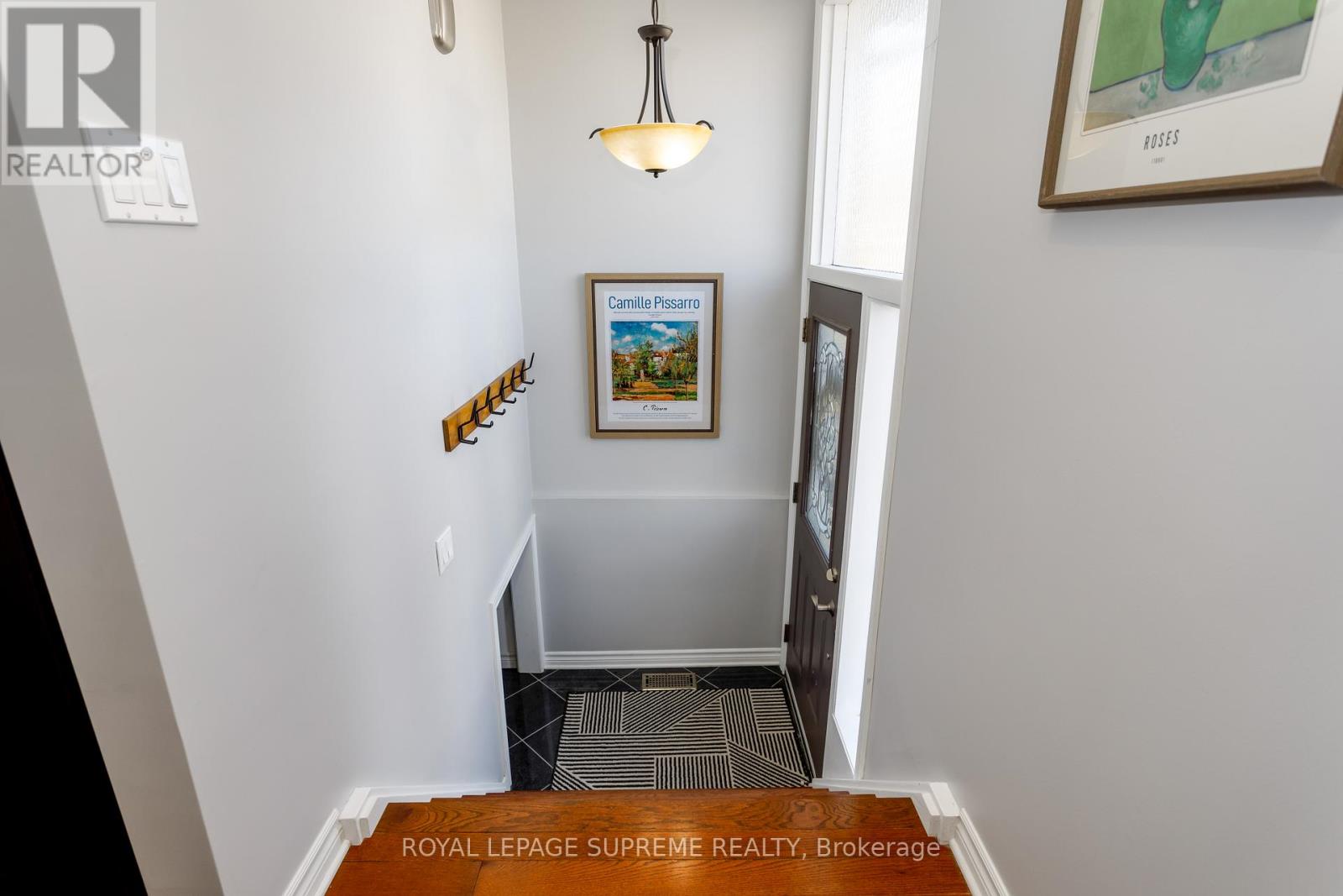 7158 Ridgeland Crescent, Mississauga, Ontario  L5N 1Y9 - Photo 3 - W12564520