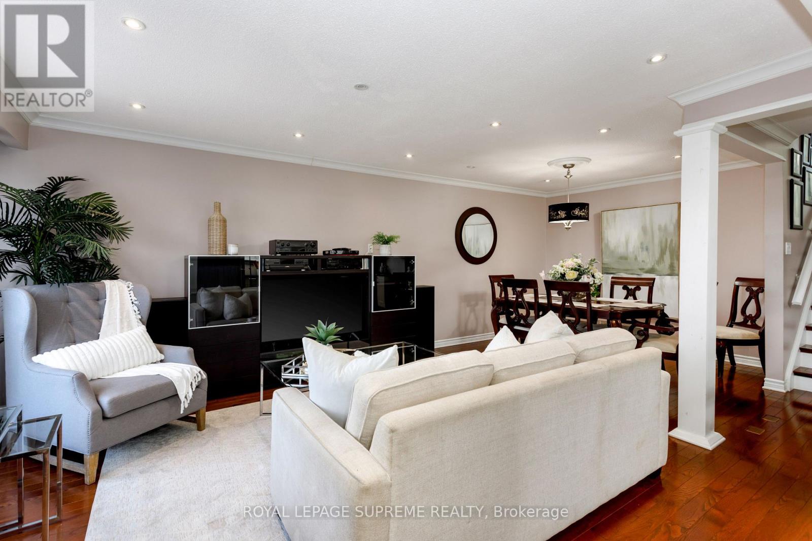 7158 Ridgeland Crescent, Mississauga, Ontario  L5N 1Y9 - Photo 4 - W12564520