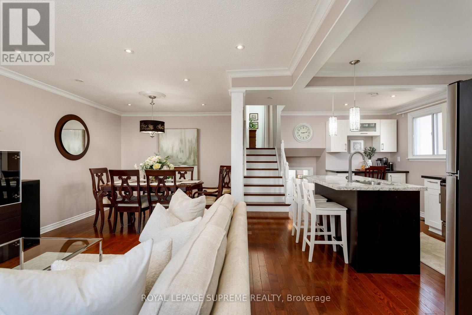 7158 Ridgeland Crescent, Mississauga, Ontario  L5N 1Y9 - Photo 7 - W12564520