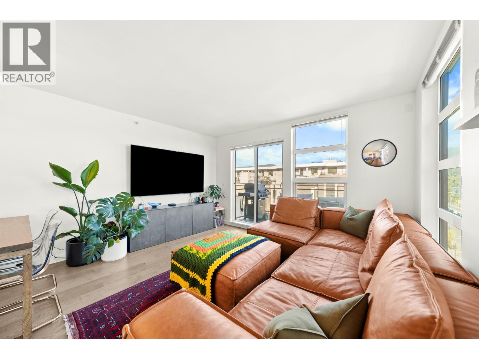 501 95 Moody Street, Port Moody, British Columbia  V3H 0H2 - Photo 2 - R3060108