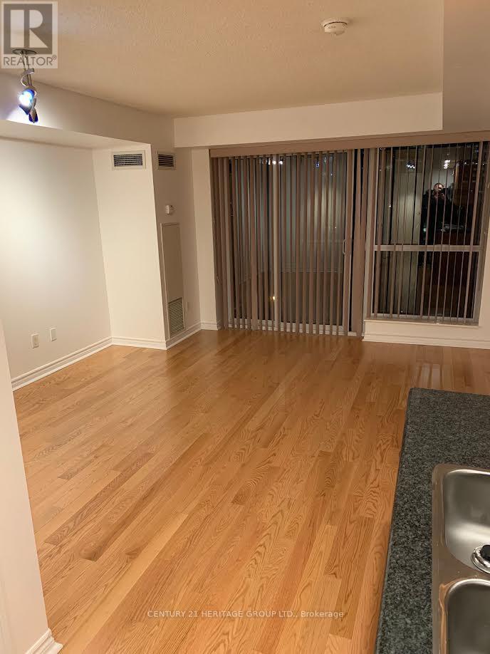 534 - 250 Wellington Street W, Toronto, Ontario  M5V 3P6 - Photo 4 - C12564074