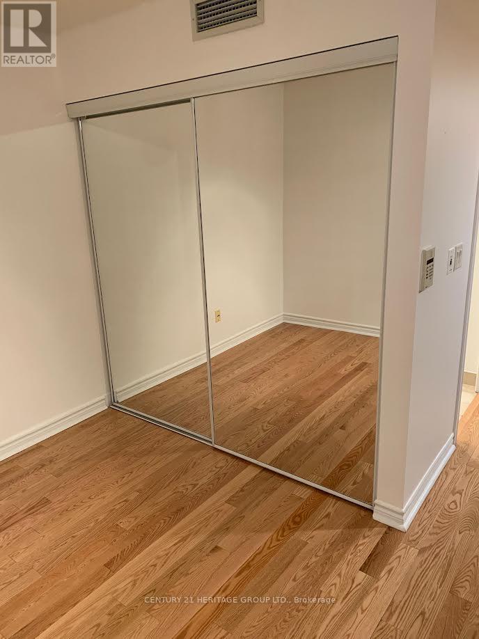 534 - 250 Wellington Street W, Toronto, Ontario  M5V 3P6 - Photo 9 - C12564074