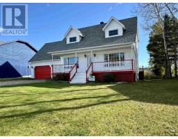 34 Laverendrye Cres, Marathon, Ontario