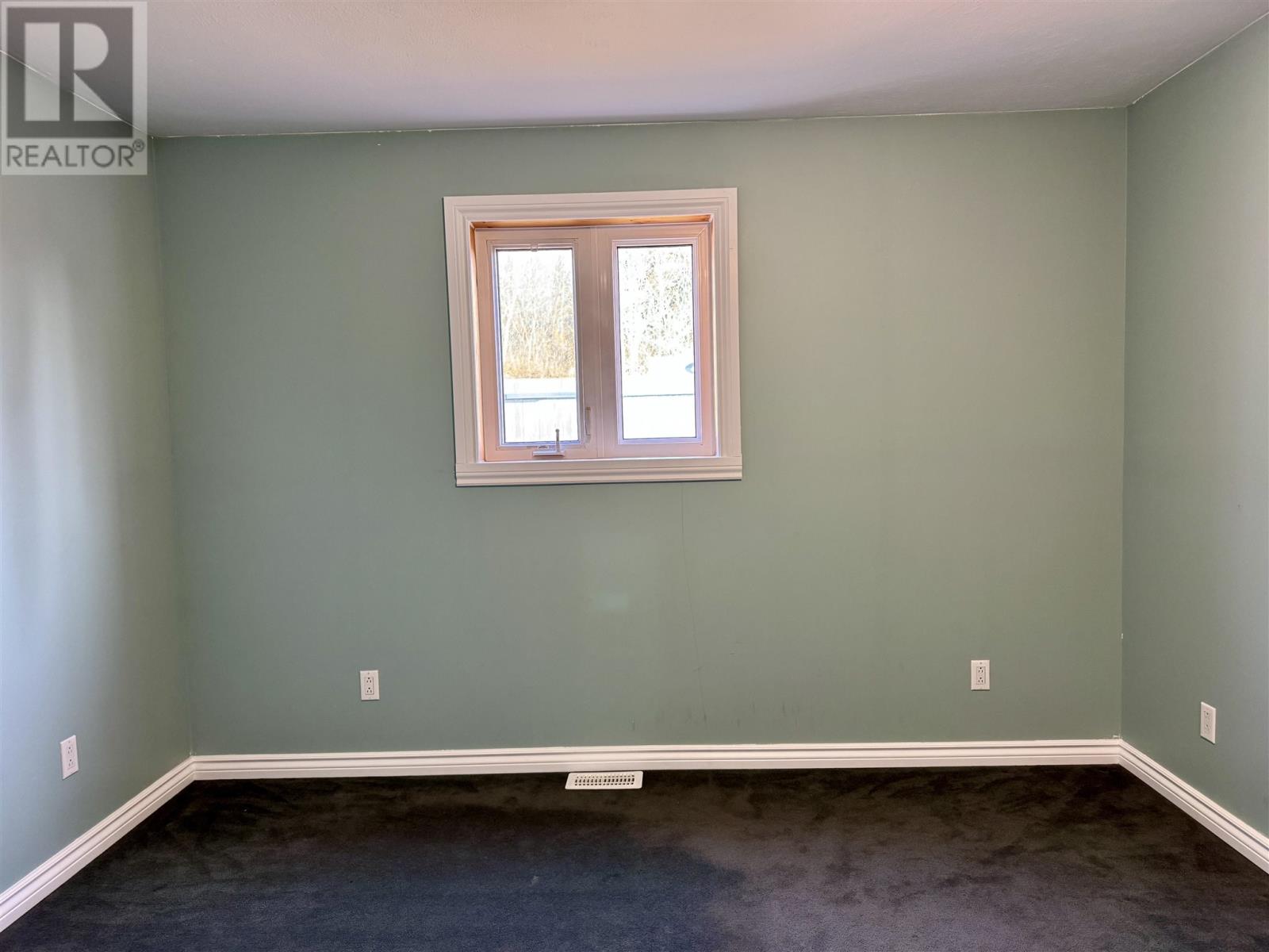 30 Aspendale Drive W, Marathon, Ontario  P0T 2E0 - Photo 17 - TB251971