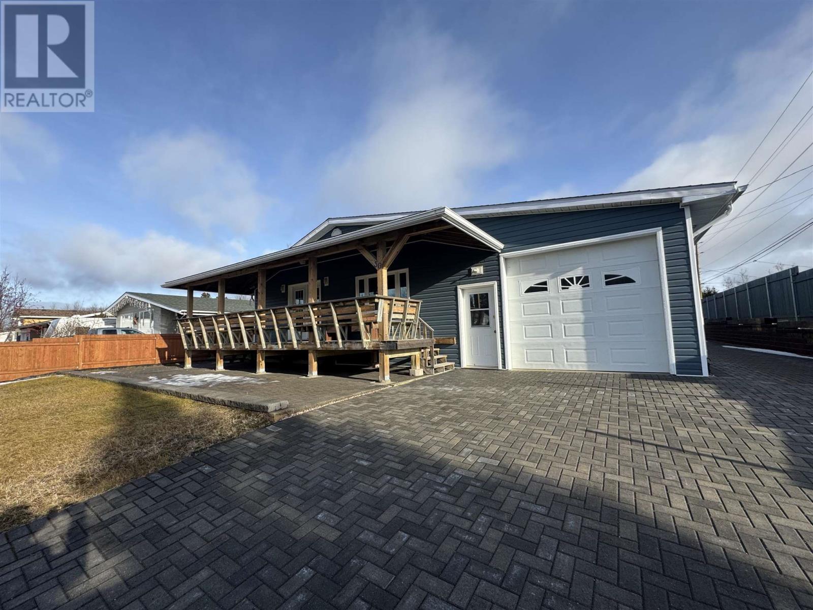 30 Aspendale Drive W, Marathon, Ontario  P0T 2E0 - Photo 2 - TB251971