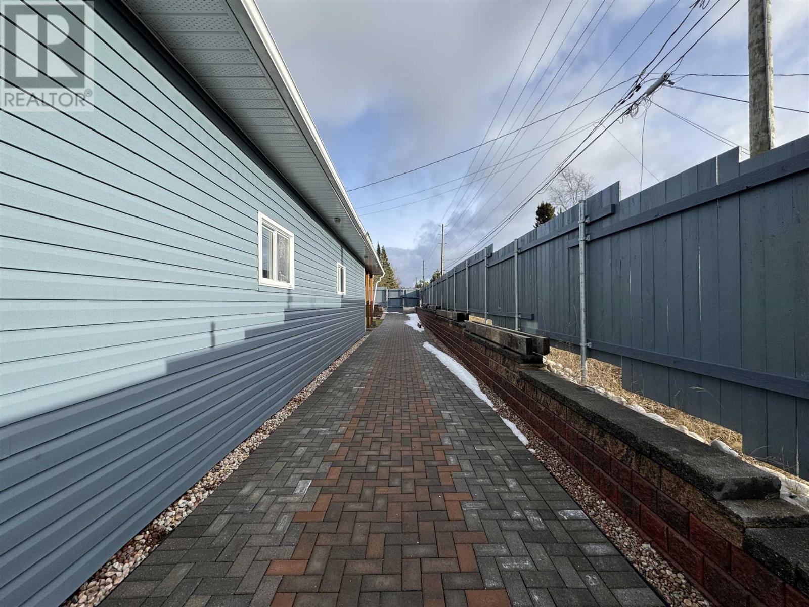 30 Aspendale Drive W, Marathon, Ontario  P0T 2E0 - Photo 4 - TB251971