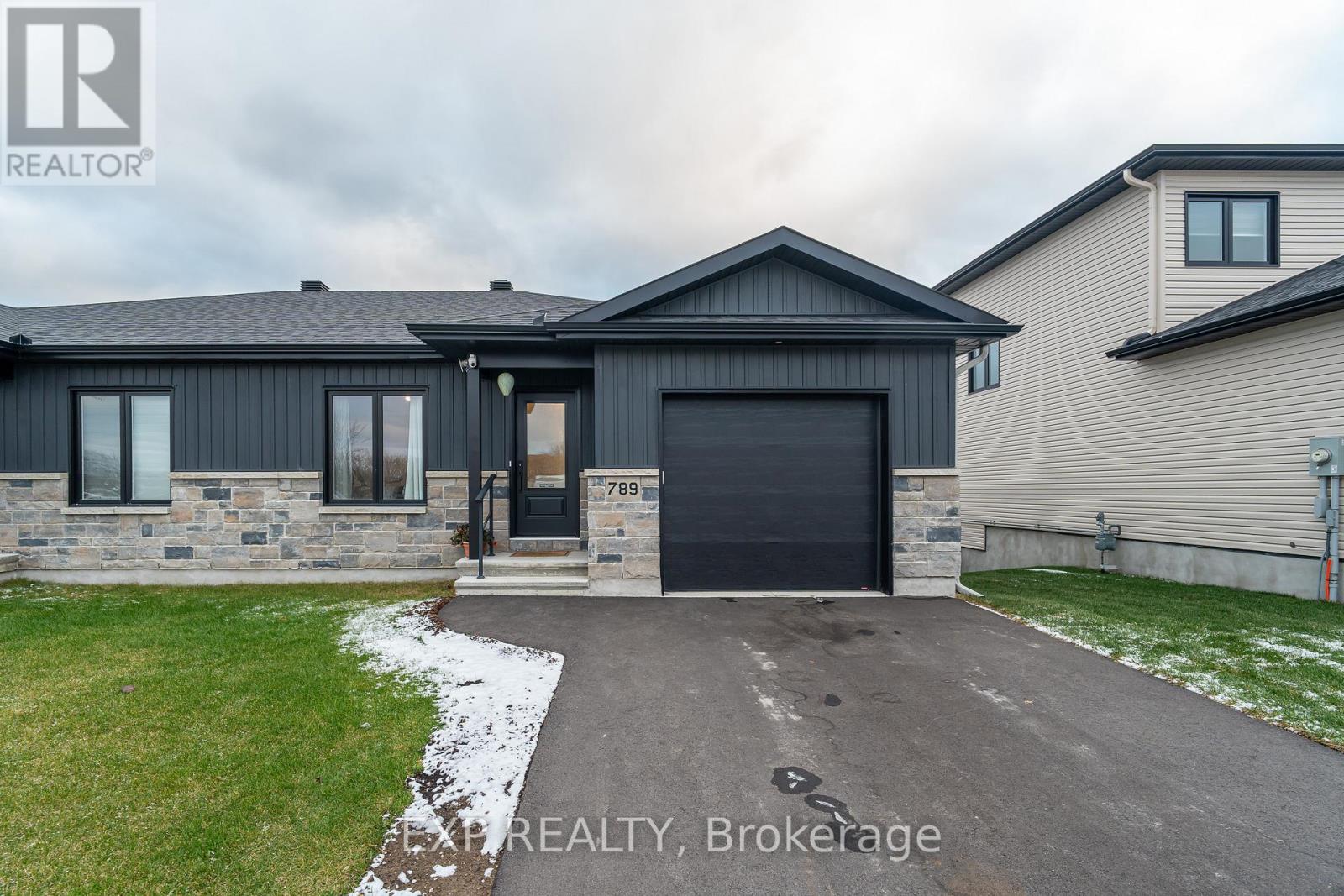 789 WALTON STREET, Cornwall, Ontario