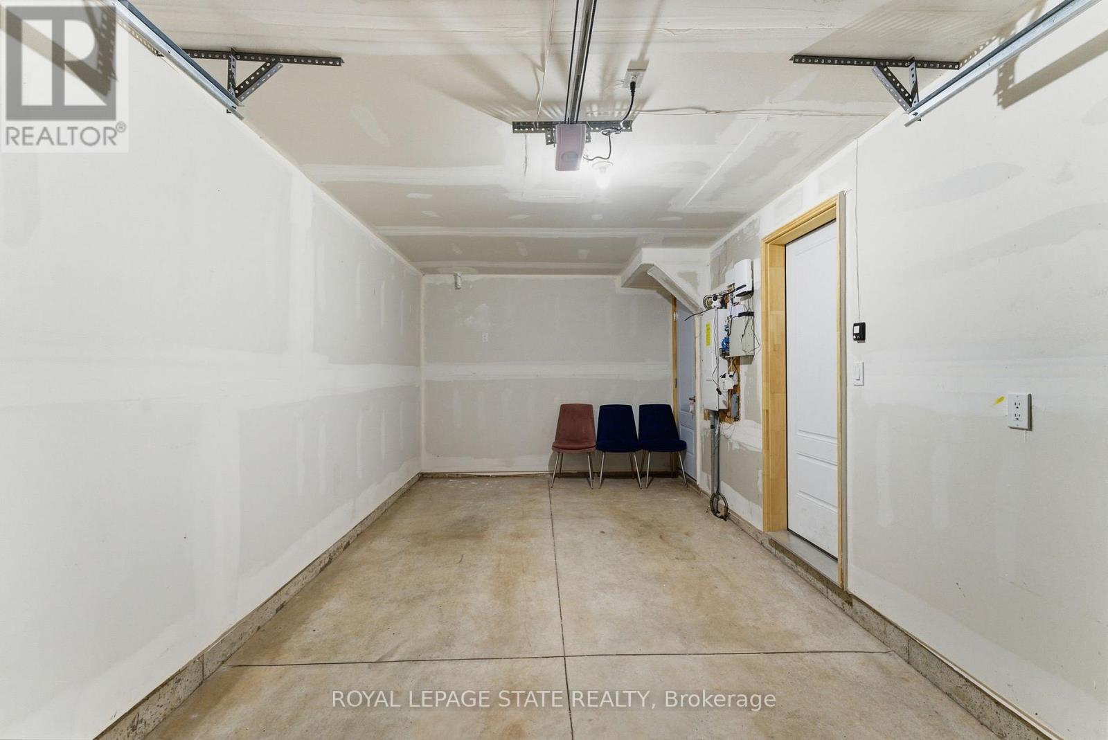 38 - 40 Zinfandel Drive, Hamilton, Ontario  L8E 0L1 - Photo 31 - X12564378