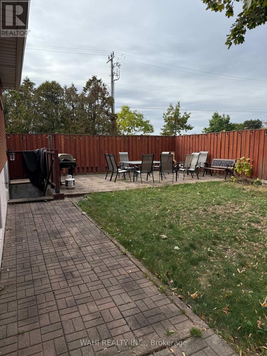 Unit 1 - 255 Carson Drive W, Hamilton, Ontario  L8T 2X8 - Photo 11 - X12564406