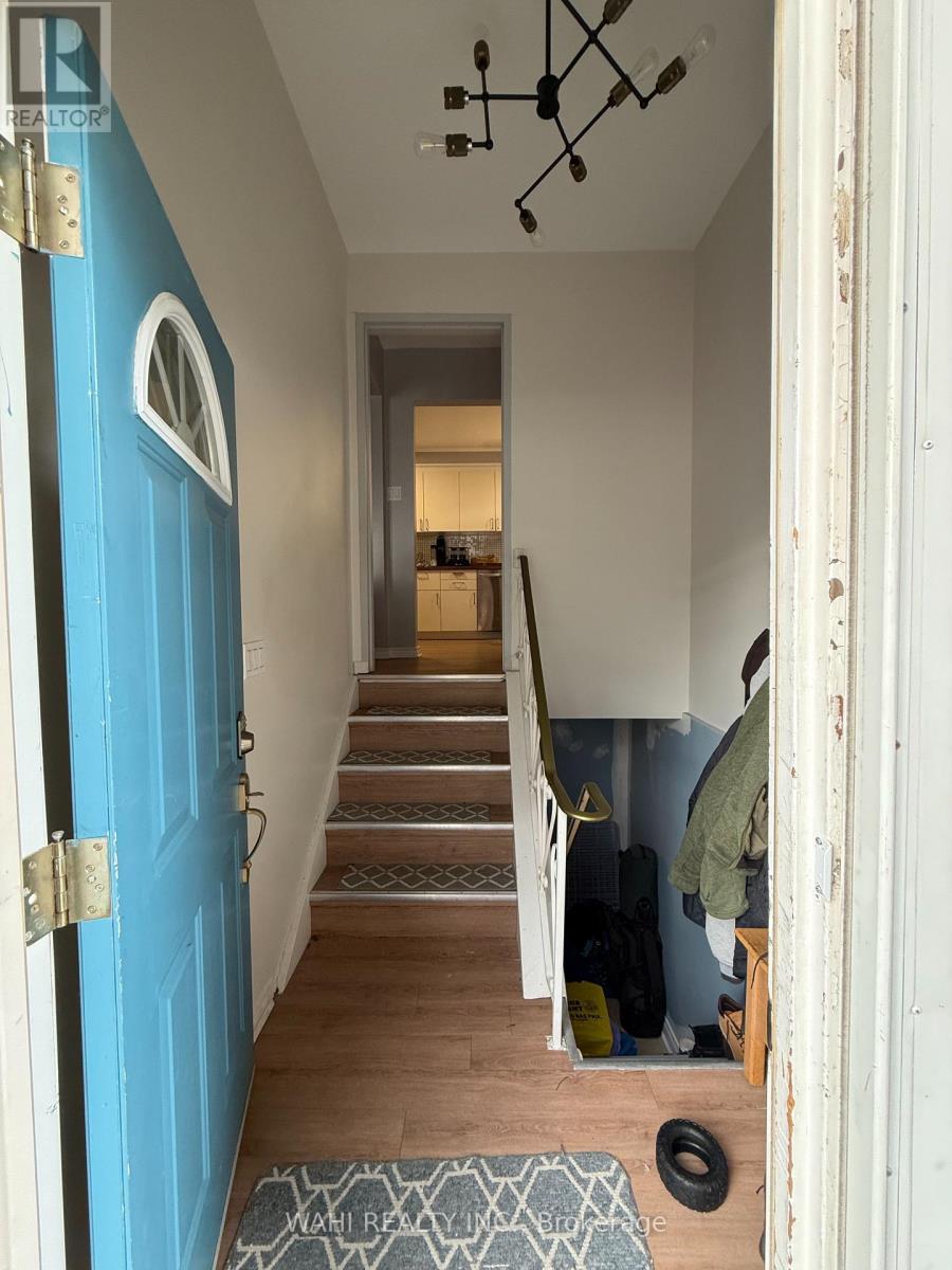 Unit 1 - 255 Carson Drive W, Hamilton, Ontario  L8T 2X8 - Photo 2 - X12564406