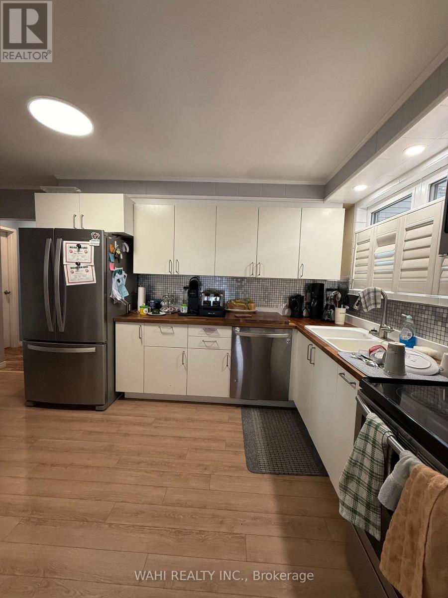 Unit 1 - 255 Carson Drive W, Hamilton, Ontario  L8T 2X8 - Photo 3 - X12564406