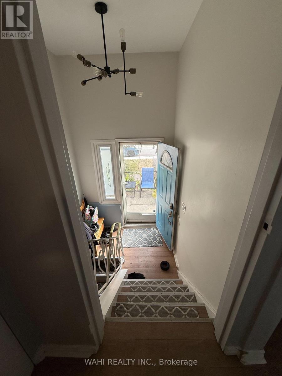 Unit 1 - 255 Carson Drive W, Hamilton, Ontario  L8T 2X8 - Photo 6 - X12564406