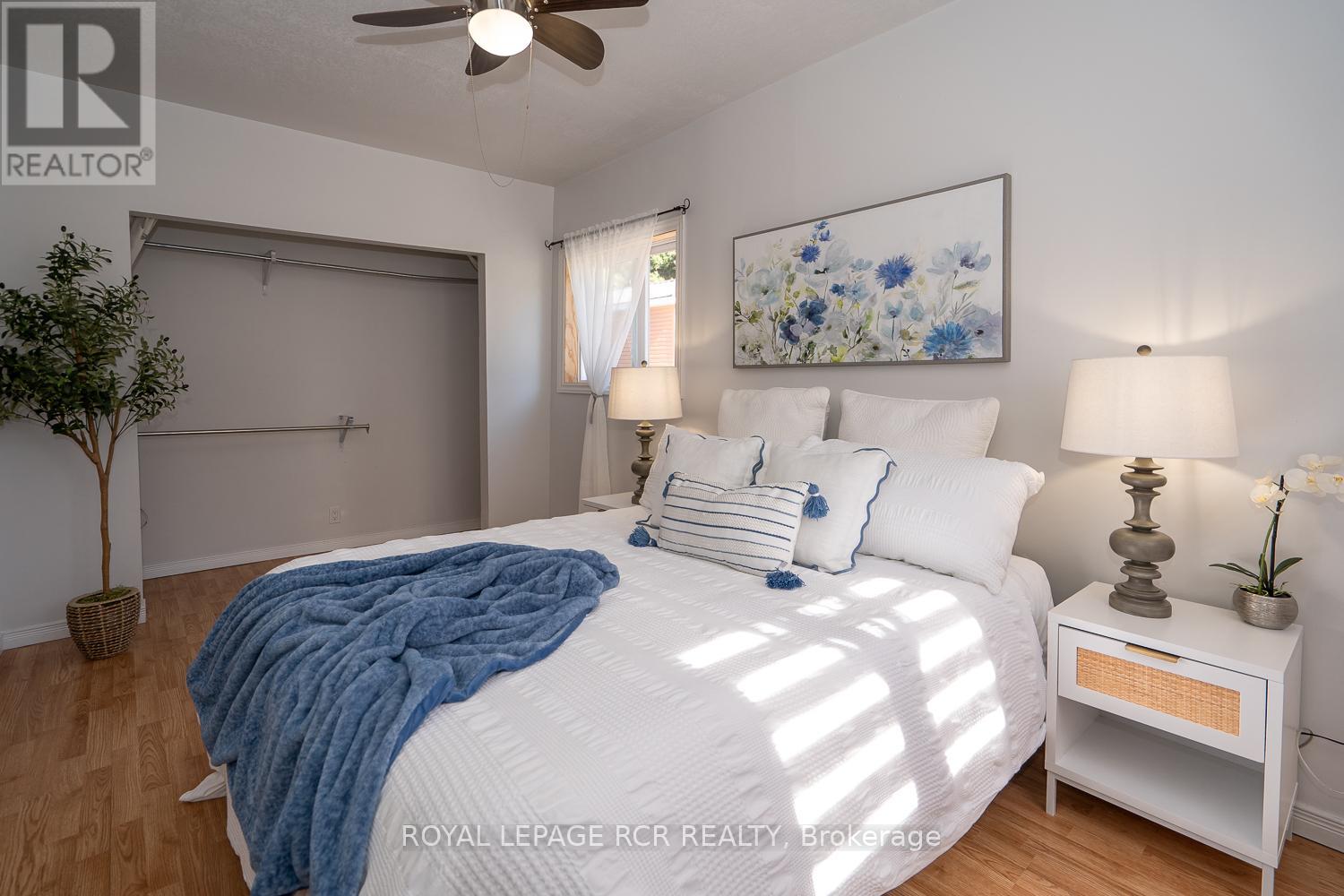 131 Frederick Street E, Wellington North, Ontario  N0G 1A0 - Photo 11 - X12564426