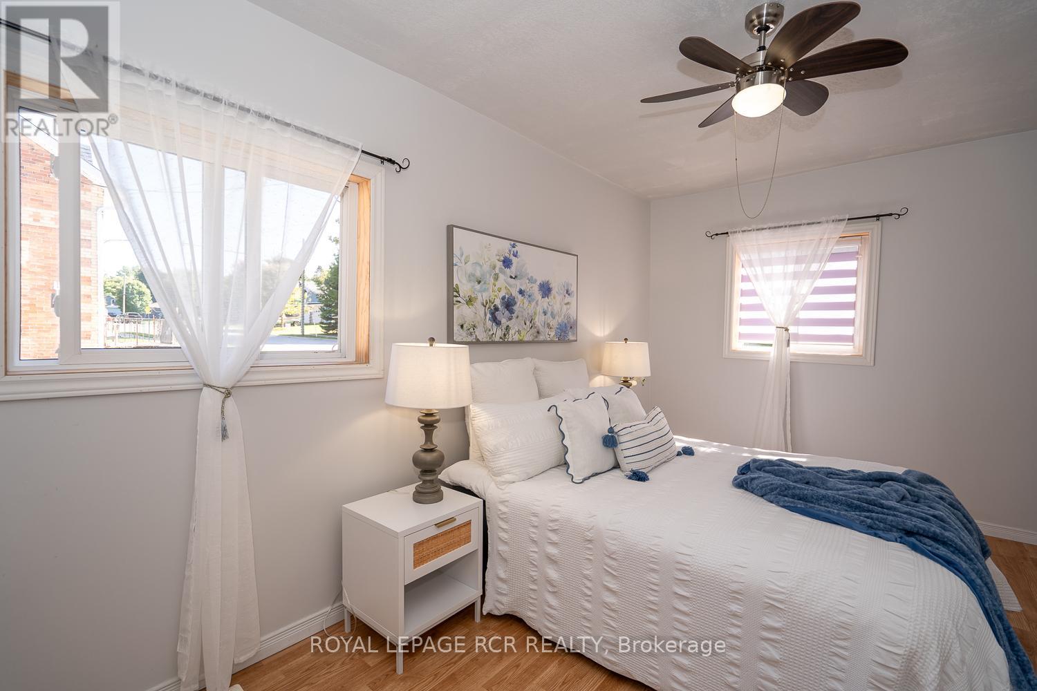 131 Frederick Street E, Wellington North, Ontario  N0G 1A0 - Photo 12 - X12564426