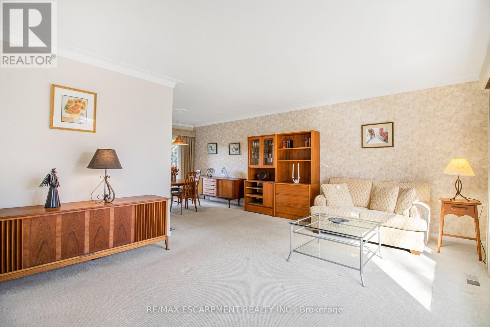 32 Pusey Boulevard, Brantford, Ontario  N3R 2S2 - Photo 5 - X12564496