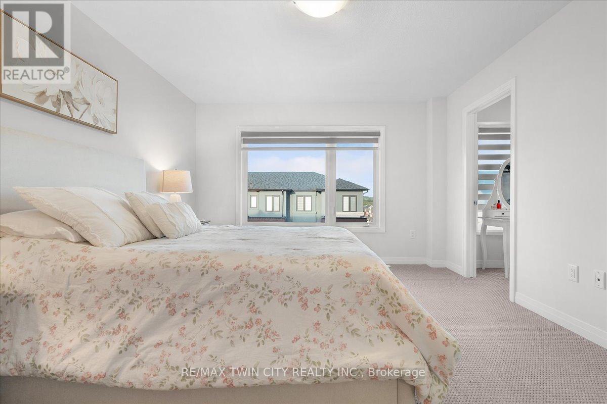 61 - 155 Equestrian Way, Cambridge, Ontario  N3E 0E8 - Photo 18 - X12564504