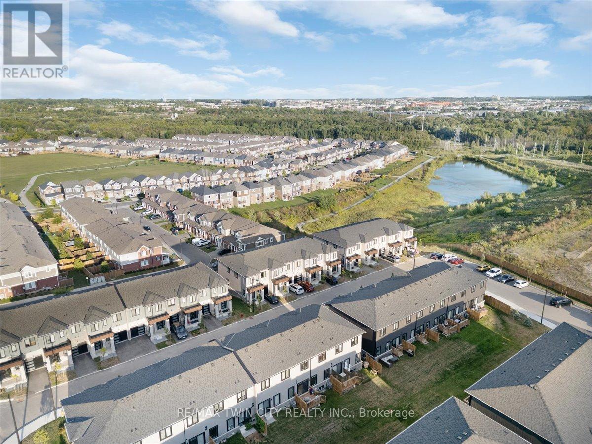 61 - 155 Equestrian Way, Cambridge, Ontario  N3E 0E8 - Photo 37 - X12564504