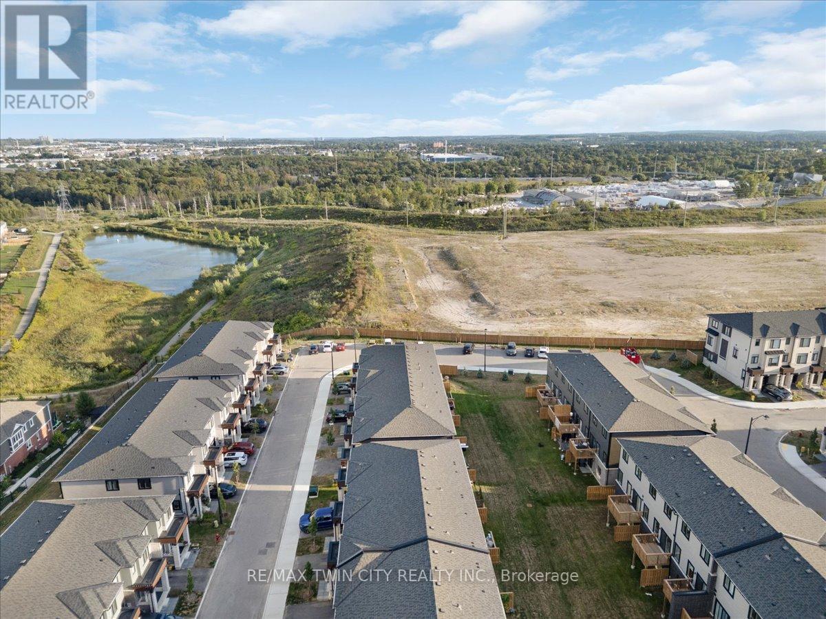 61 - 155 Equestrian Way, Cambridge, Ontario  N3E 0E8 - Photo 38 - X12564504